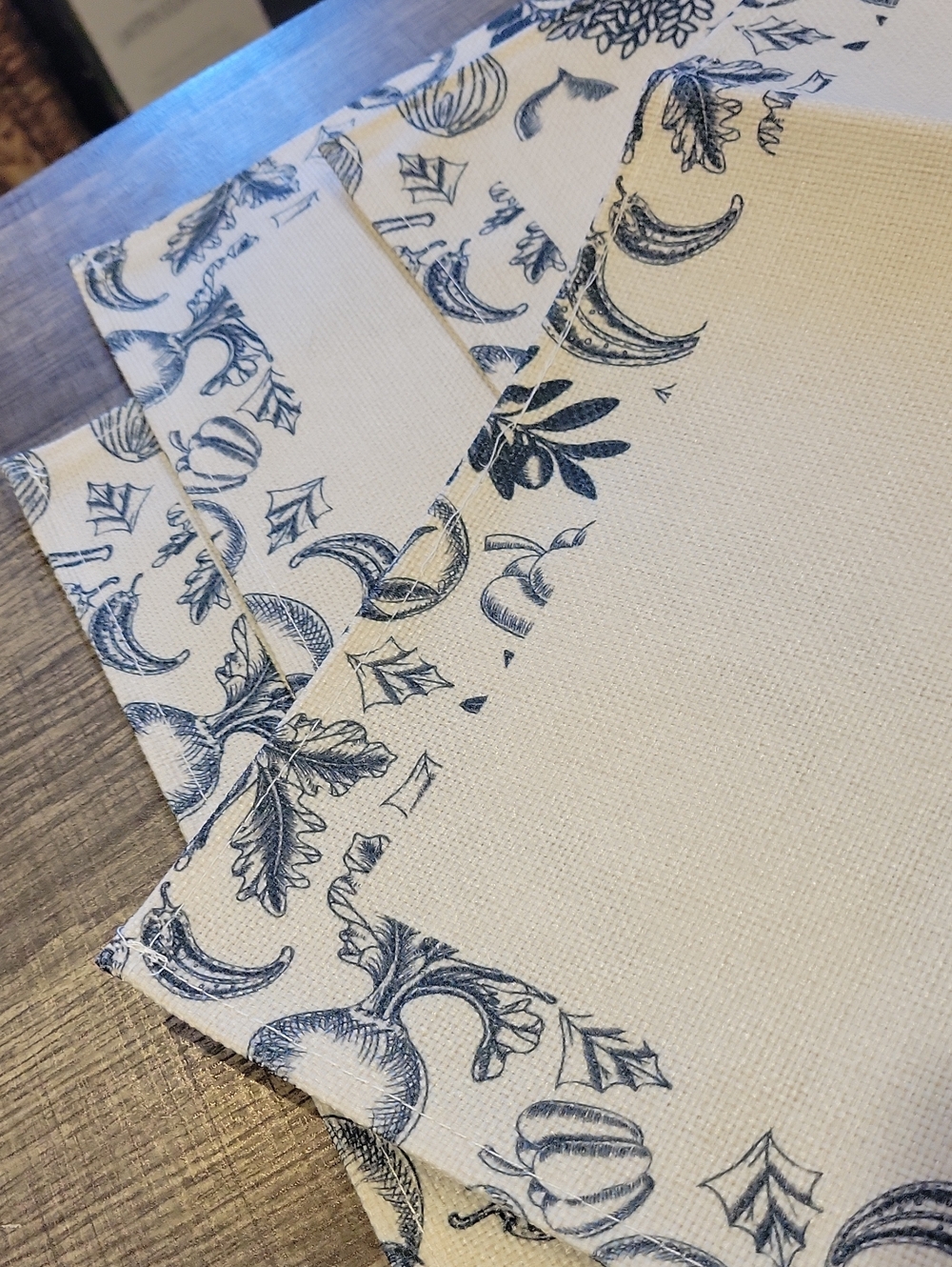 Placemat Set Of 4,Dk.Green,Natural Beige Canvas,New, Botanical - Picture 3 of 3